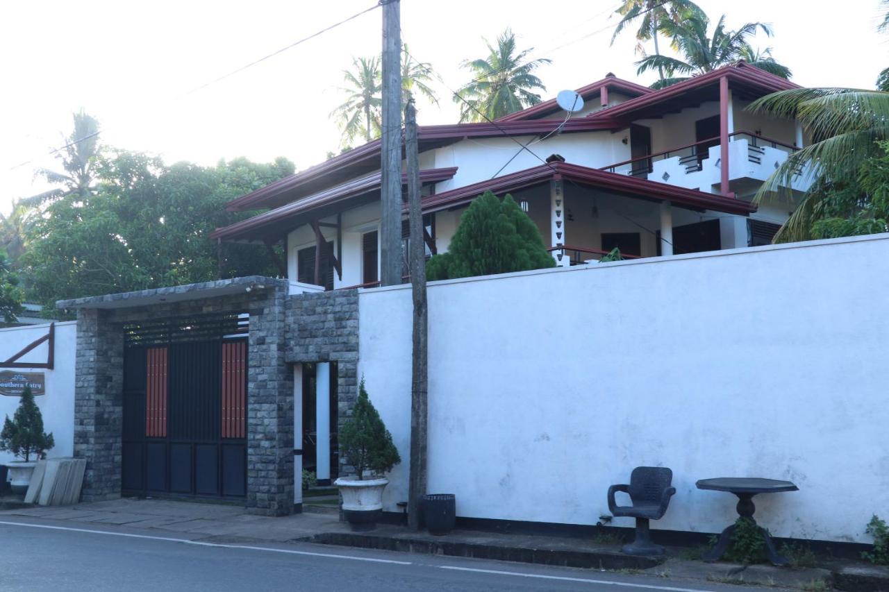 Southern Entry Dickwella Exterior foto